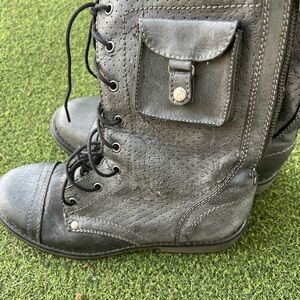 Roxy Black Ankle Boots with Pocket Detail